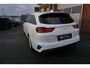 Kia Ceed Sportswagon 1.0 T-GDi DYNAMICLINE VOLLEDIG DEALER ONDERHOUDEN CAMERA STOEL+STUURVERWARMING ANDROID/APPLECARPLAY(NAVI) ECC AIRCO CRUISECONTROL BLUETOOTH PARELMOER 4X ELECTR.RAMEN/SPIEGELS