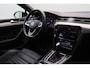 Volkswagen Passat 2.0 TSI R-Line Business + 2020 | Navigatie | Adaptive Cruise Control | Achteruitrij Camera | App Connect | 2 Sleutels | Nationale Autopas NAP | Boekjes | Multifunctioneel Stuurwiel | Digitaal Dashboard