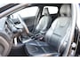 Volvo V40 T4 190PK Business Sport R-Design / Navigatie / Trekhaak / Leren bekleding / Stoelverwarming / Parkeersensoren v+a / Panoramadak / Achteruitrijcamera / Privacy Glass