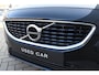 Volvo V40 T4 190PK Business Sport R-Design / Navigatie / Trekhaak / Leren bekleding / Stoelverwarming / Parkeersensoren v+a / Panoramadak / Achteruitrijcamera / Privacy Glass