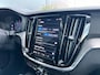 Volvo V60 2.0 T6 Plug-in hybrid AWD Essential Bright | Trekhaak | Leder | Climate pack | BLIS | Pilot Assist |
