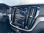 Volvo V60 2.0 T6 Plug-in hybrid AWD Essential Bright | Trekhaak | Leder | Climate pack | BLIS | Pilot Assist |