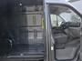Volkswagen Crafter Bedrijfswagens 35 Exclusive 2.0 TDI 140pk DSG L3H3 · Camera · Trekhaak · Tussenschot · Alarm · Apple/Android Car Play · 17'' Inch · Garantie t/m 22-12-2028 of 100.000km