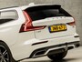 Volvo V60 2.0 T8 Twin Engine AWD Polestar Engineered 405Pk (PANORAMADAK, APPLE CARPLAY, MEMORY SEATS, LEDER, HARMAN/KARDON, TREKHAAK, CAMERA, ADAPTIVE CRUISE, GETINT GLAS, NIEUWSTAAT)