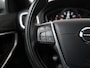 Volvo V40 2.0 T4 Business Sport | Panoramadak | Stoelverwarming | Navigatie | Zondag Open!