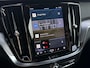 Volvo V60 2.0 B3 Essential | Achterbank verwarmd | Achteruitrijcamera | Cruise control
