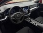 Volvo V60 2.0 B3 Essential | Achterbank verwarmd | Achteruitrijcamera | Cruise control