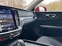 Volvo V60 2.0 B3 Essential | Achterbank verwarmd | Achteruitrijcamera | Cruise control
