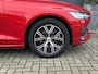 Volvo V60 2.0 B3 Essential | Achterbank verwarmd | Achteruitrijcamera | Cruise control