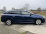Renault Megane Estate 1.3 TCe 140 PK Limited / Apple Carplay - Android Auto / Keyless / Parkeerksensoren. Achter / 16'' LMV /