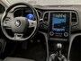 Renault Megane Estate 1.2 TCe Signature Bose Sport (VIRTUAL COCKPIT, APPLE CARPLAY, GROOT NAVI, STUUR/STOELVERWARMING, HEAD-UP DISPLAY, BOSE AUDIO, LEDER, CAMERA, KEYLESS, MASSAGE, LED KOPLAMPEN, NIEUWSTAAT)