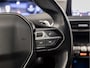 Peugeot 3008 1.2 PureTech Sport Automaat (APPLE CARPLAY, GROOT NAVI, LEDER, STOELVERWARMING, SPORTSTOELEN, LED KOPLAMPEN, CRUISE, KEYLESS, NIEUWSTAAT)