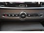 Volvo V90 B4 Inscription - Panorama/schuifdak - IntelliSafe Assist & Surround - 360º Camera - Harman/Kardon audio - Adaptieve LED koplampen - Verwarmde voorstoelen, stuur & achterbank - Parkeersensoren voor & achter - Elektr. bedienb. voorstoelen met geheugen - Head up display - Standkachel - Elektr. inklapbare trekhaak - 18' LMV