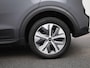 Kia e-Niro DynamicLine 64 kWh | Navigatie | Stoel + Stuurverwarming | Camera | Climate Control |