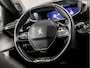 Peugeot 2008 1.2 PureTech GT-Line Automaat (APPLE CARPLAY, GROOT NAVI, 360 CAMERA, ZWART HEMEL, SPORTSTOELEN, LEDER, CRUISE, GETINT GLAS, NIEUWSTAAT)
