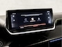 Peugeot 2008 1.2 PureTech GT-Line Automaat (APPLE CARPLAY, GROOT NAVI, 360 CAMERA, ZWART HEMEL, SPORTSTOELEN, LEDER, CRUISE, GETINT GLAS, NIEUWSTAAT)