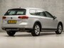 Volkswagen Passat Alltrack 2.0 TSI 4 Motion 221Pk Automaat (APPLE CARPLAY, NAVIGATIE, CLIMATE, STUUR/STOELVERWARMING, SPORTSTOELEN, CAMERA, ADAPTIVE CRUISE, TREKHAAK, NIEUWSTAAT)