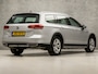 Volkswagen Passat Alltrack 2.0 TSI Alltrack 4 Motion 221Pk Automaat (APPLE CARPLAY, NAVIGATIE, CLIMATE, STUUR/STOELVERWARMING, SPORTSTOELEN, CAMERA, ADAPTIVE CRUISE, TREKHAAK, NIEUWSTAAT)