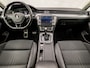 Volkswagen Passat Alltrack 2.0 TSI Alltrack 4 Motion 221Pk Automaat (APPLE CARPLAY, NAVIGATIE, CLIMATE, STUUR/STOELVERWARMING, SPORTSTOELEN, CAMERA, ADAPTIVE CRUISE, TREKHAAK, NIEUWSTAAT)