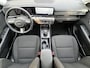 Hyundai Kona 1.0 T-GDI Comfort / Fabrieksgarantie tot 01-2029** / Dealer onderhouden / 1.200 kg trekgewicht / Navigatie / Apple Carplay Android / Climate Control / 17" LM wielen /