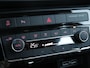 Volkswagen T-Cross 1.0 TSI Life | Trekhaak | Adaptive Cruise | Navigatie | Parkeersensoren |