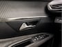 Peugeot 3008 1.2 PureTech Sport Automaat (APPLE CARPLAY, GROOT NAVI, 360 CAMERA, SPORTSTOELEN, LANE ASSIST, CRUISE, NIEUWE APK, NIEUWSTAAT)
