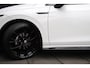 Volkswagen Golf 1.5 eTSI R-LINE | PDC | NAVI | APPLE CARPLAY | STOEL/STUURVERW. |