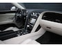 Bentley Flying Spur 6.0 W12 | LEDER | SCHUIFDAK | KERAMISCH | NAIM SOUNDSYSTEM | ENTERTAINMENT ACHTERIN | STOELVERKOELING/VERWARMING | MASSAGE | CAMERA | AIRCO | CRUISE | NAVI |