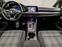 Volkswagen Golf 1.4 eHybrid GTE 245Pk Automaat (APPLE CARPLAY, GROOT NAVI, GETINT GLAS, KEYLESS, SPORTSTOELEN, PARKEERSENSOREN, SFEERVERLICHTING, CRUISE, NIEUWSTAAT)