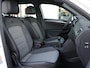 Volkswagen Tiguan 1.5 TSI ACT Comfortline Business R-Line | Trekhaak | LED | Stoelverwarming | Camera | Digital Cockpit | Navigatie |