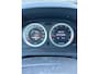 Volvo V60 2.0T Momentum | Youngtimer | 200PK | BLIS | Adaptieve cruise control | Climate control | Bluetooth | trekhaak | Dealer onderhouden | Parkeersensoren vóór en achter |