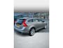 Volvo V60 2.0T Momentum | Youngtimer | 200PK | BLIS | Adaptieve cruise control | Climate control | Bluetooth | trekhaak | Dealer onderhouden | Parkeersensoren vóór en achter |