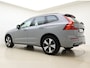 Volvo XC60 T6 350pk AWD Plus Dark / 360 Camera / El. Trekhaak / El. Stoelen / Adapt. Cruise / BLIS / 19'' + All Season / Stoel + Stuurw. Verwarming / Achterb. Verwarming /