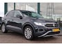 Volkswagen T-Roc 149PK 1.5 TSI Life Edition | Aanhanger assistent | Achteruitrijcamera | Cruise control adaptief