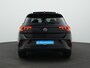 Volkswagen T-Roc 1.5 TSI 150 pk DSG R-Line Edition | Panoramadak | Trekhaak | IQ Light | Achteruitrijcamera | Navigatie