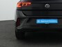 Volkswagen T-Roc 1.5 TSI 150 pk DSG R-Line Edition | Panoramadak | Trekhaak | IQ Light | Achteruitrijcamera | Navigatie