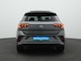 Volkswagen T-Roc 1.5 TSI 150 pk DSG R-Line Edition | Panoramadak | Trekhaak | IQ Light | Achteruitrijcamera | Navigatie | Stoelverwarming