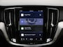 Volvo V60 B4 Plus Dark / Elektr. Trekhaak / Elektr. Stoelen / Adapt. Cruise / Keyless /  BLIS / Stoel + Stuurw. Verwarming / Achterb. Verwarming / 18'' + All Season banden