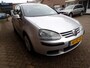 Volkswagen Golf 1.6 FSI Trendline