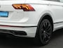 Volkswagen Tiguan 1.4 TSI eHybrid 245 pk DSG R-Line Business+ | Panoramadak | Trekhaak | Leder | Geheugenstoelen | Navigatie Discover Pro | Adaptief onderstel | Rondomzicht camera | IQ Light