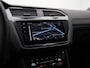 Volkswagen Tiguan 1.4 TSI eHybrid 245 pk DSG R-Line Business+ | Panoramadak | Trekhaak | Leder | Geheugenstoelen | Navigatie Discover Pro | Adaptief onderstel | Rondomzicht camera | IQ Light