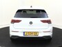 Volkswagen Golf 1.5 TSI Life | CarPlay | Parkeersensoren | Adaptieve cruise control | Sfeerverlichting | Navigatie | Digital cockpit | Airco |