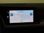 Volkswagen Golf 1.5 TSI Life | CarPlay | Parkeersensoren | Adaptieve cruise control | Sfeerverlichting | Navigatie | Digital cockpit | Airco |