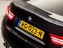 BMW 4-Serie Gran Coupe 420i High Executive Sportline 184Pk Automaat (GROOT NAVI, CLIMATE, LEDER, STOELVERWARMING, GETINT GLAS, SPORTSTOELEN, PARKEERSENSOREN, LED KOPLAMPEN, NIEUWE APK, NIEUWSTAAT)