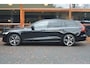Volvo V60 T6 Hybride AWD Ultimate Dark LONG RANGE | Panoramadak | 360 Camera | Stoel + Stuur Verwarmd | Pilot-assist |