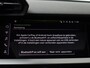 Audi A3 Sportback 30 TFSI S Edition | Pano dak | S-Line | B&O | 18" | Stoelverwarming | Sportstoelen |