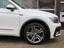 Volkswagen Tiguan 2.0 TSI 4Motion R-Line / Pano / 360 Camera / Head up / Trekhaak / Leder / alle opties !