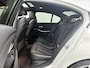 BMW 3-Serie 330i M Sport High Executive | Schuifdak | Autopilot | Laser | HeadUp Display | Memory Stoelen |
