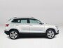 Skoda Karoq 1.0 TSI Ambition Business Aut. | Stoelverwarming | Navigatie | Parkeersensoren | Extra getint glas