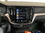 Volvo V60 2.0 B3 Momentum Advantage | Achteruitrijcamera | Apple Carplay/Android Auto|telefoonintegratie premium | Cruise control adaptief met Stop&Go